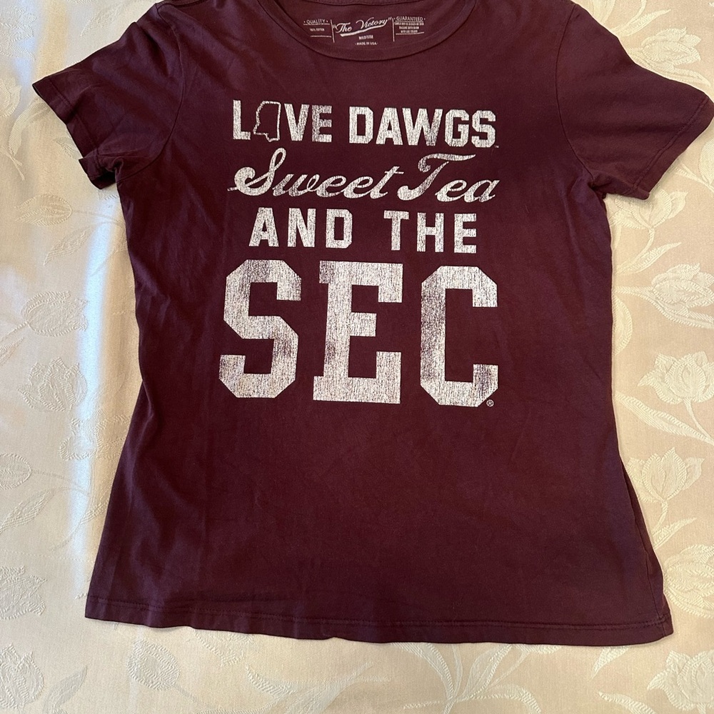 Mississippi State Maroon Graphic Tee with White Text